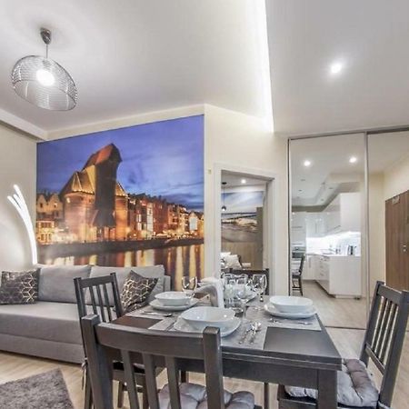 Granary Island Apartment II กดัญสก์ ภายนอก รูปภาพ
