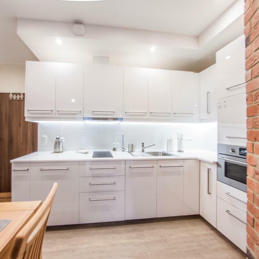 Granary Island Apartment II กดัญสก์ ภายนอก รูปภาพ