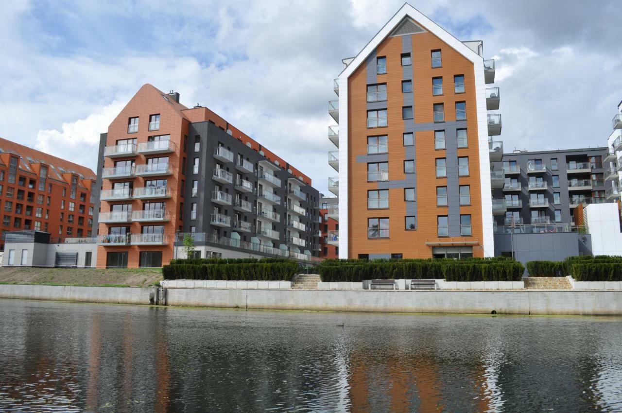 Granary Island Apartment II กดัญสก์ ภายนอก รูปภาพ